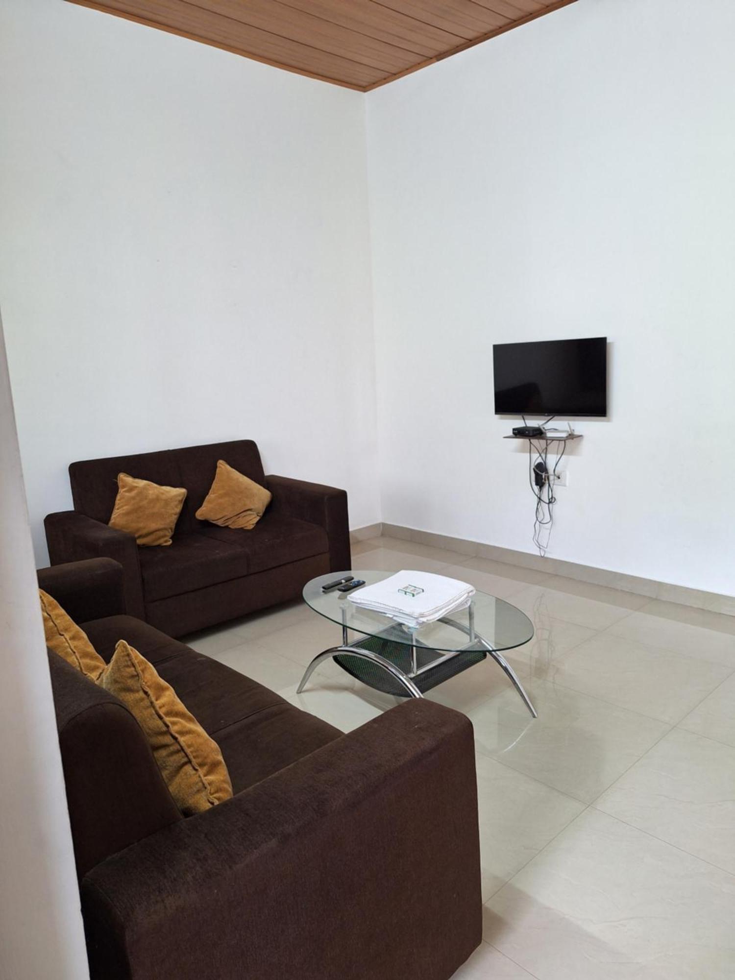 Suvarna Grande Homes Mangalore Quarto foto